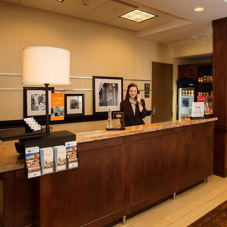 Hampton Inn Marquette-Waterfront Экстерьер фото