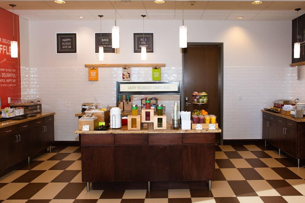 Hampton Inn Marquette-Waterfront Экстерьер фото