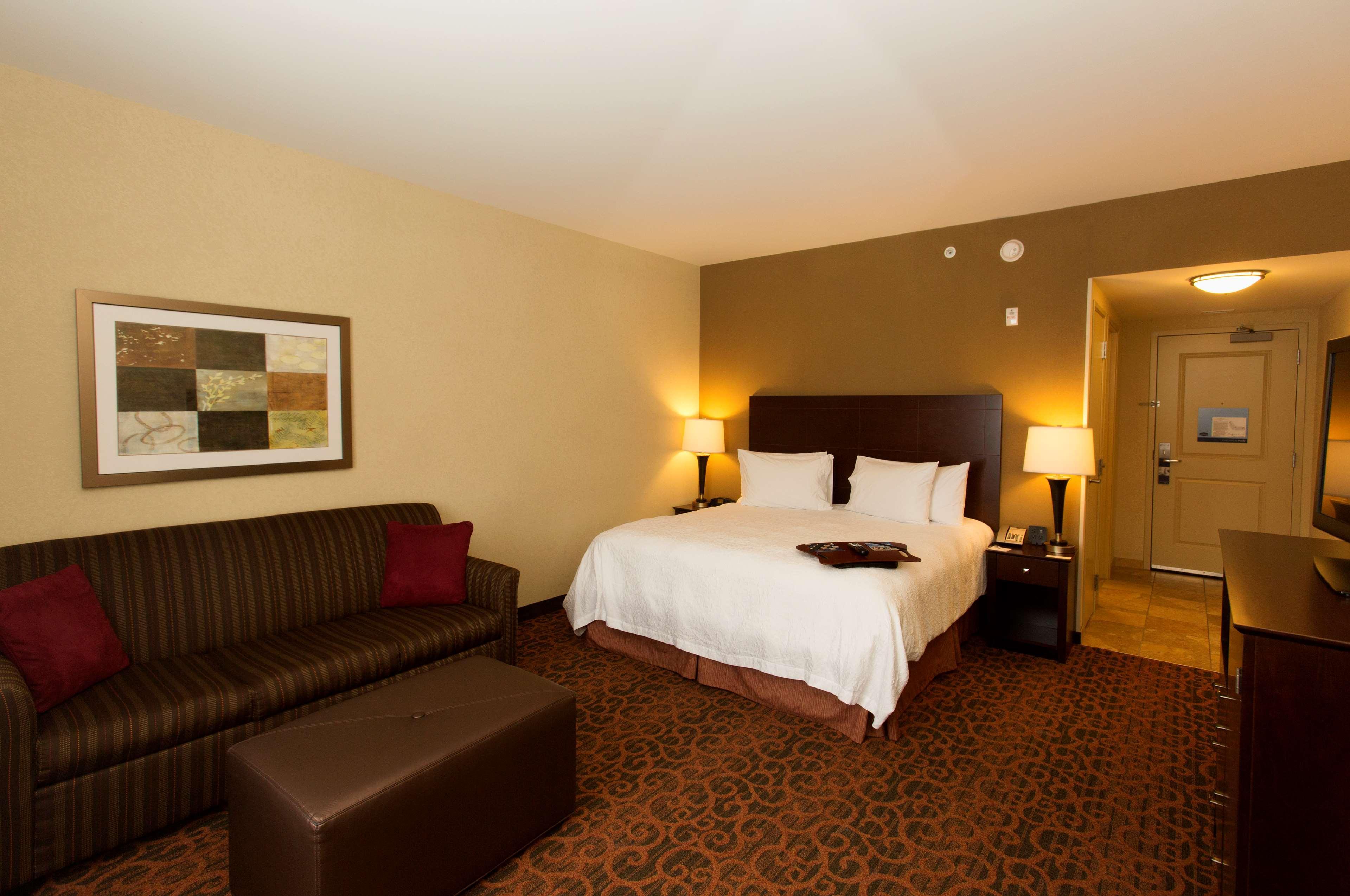 Hampton Inn Marquette-Waterfront Экстерьер фото