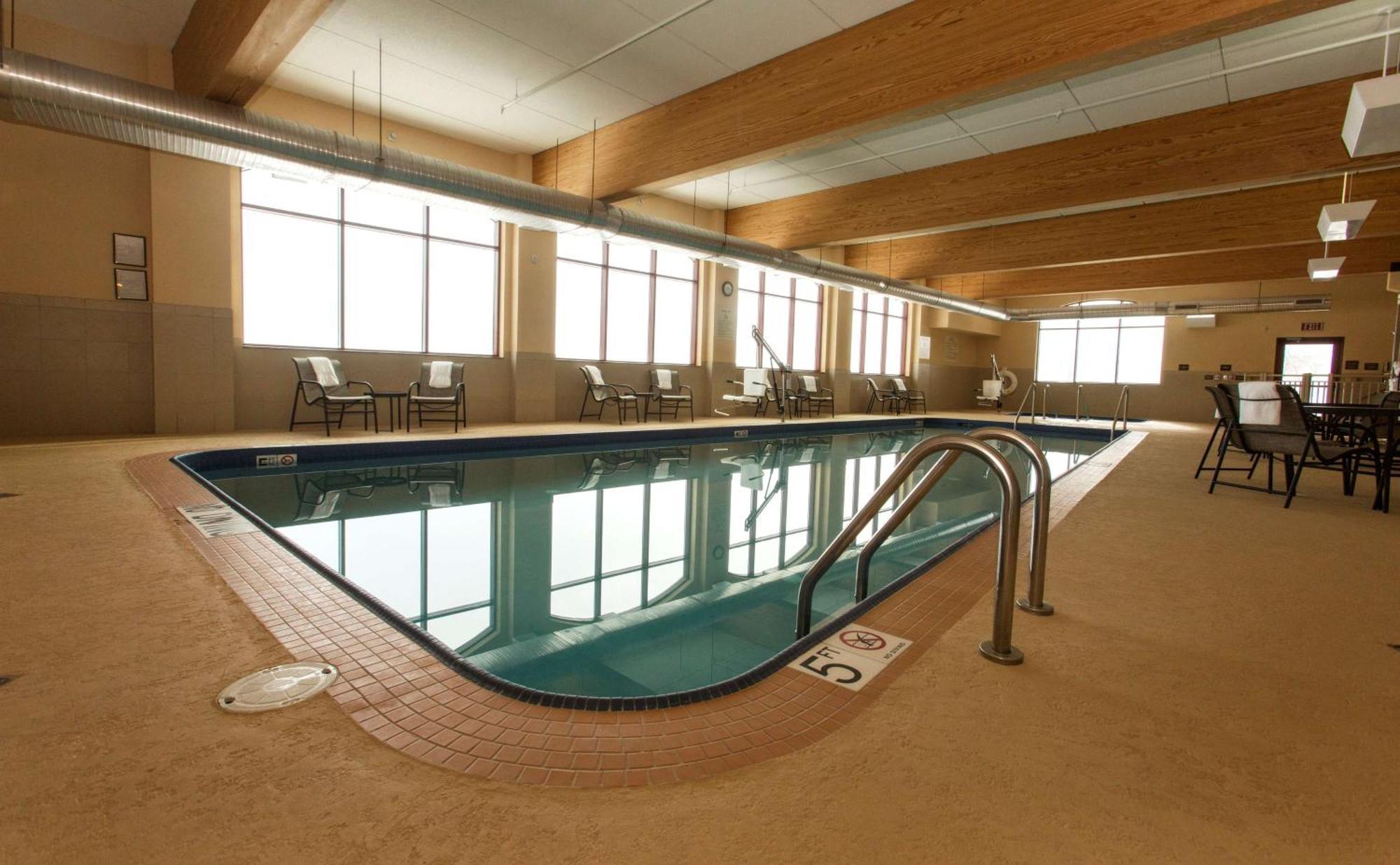 Hampton Inn Marquette-Waterfront Экстерьер фото